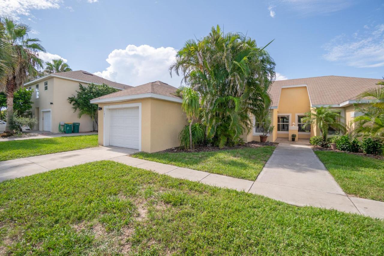 Heart Of The Waves - 3Br & 2Ba Beach Retreat - New Hot Tub - Outside Patio With Grill & Seating, Steps To Fun! Melbourne Luaran gambar