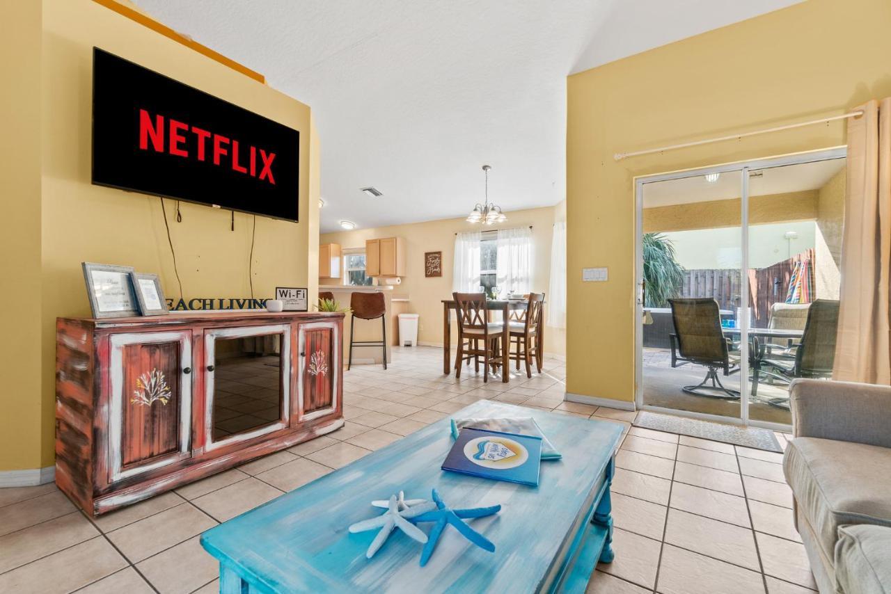 Heart Of The Waves - 3Br & 2Ba Beach Retreat - New Hot Tub - Outside Patio With Grill & Seating, Steps To Fun! Melbourne Luaran gambar