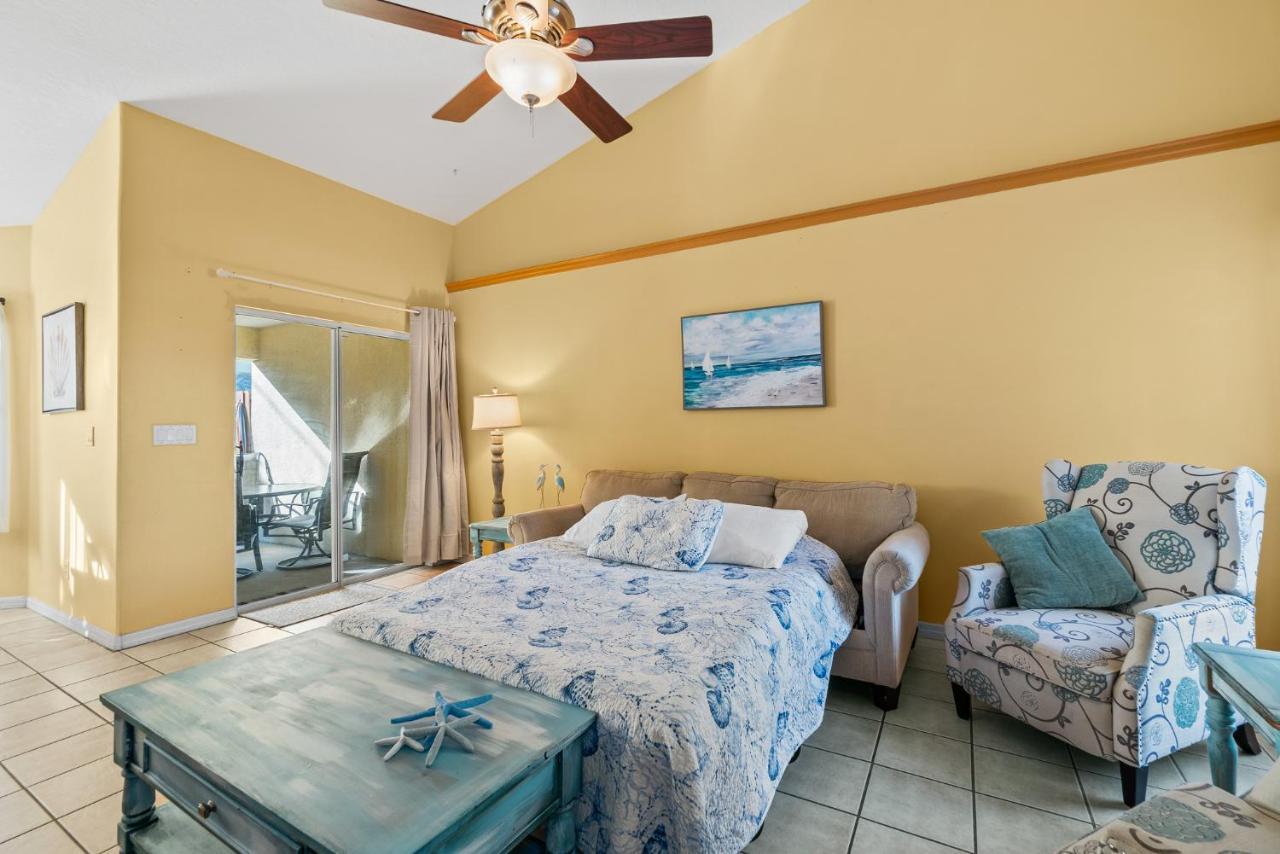 Heart Of The Waves - 3Br & 2Ba Beach Retreat - New Hot Tub - Outside Patio With Grill & Seating, Steps To Fun! Melbourne Luaran gambar